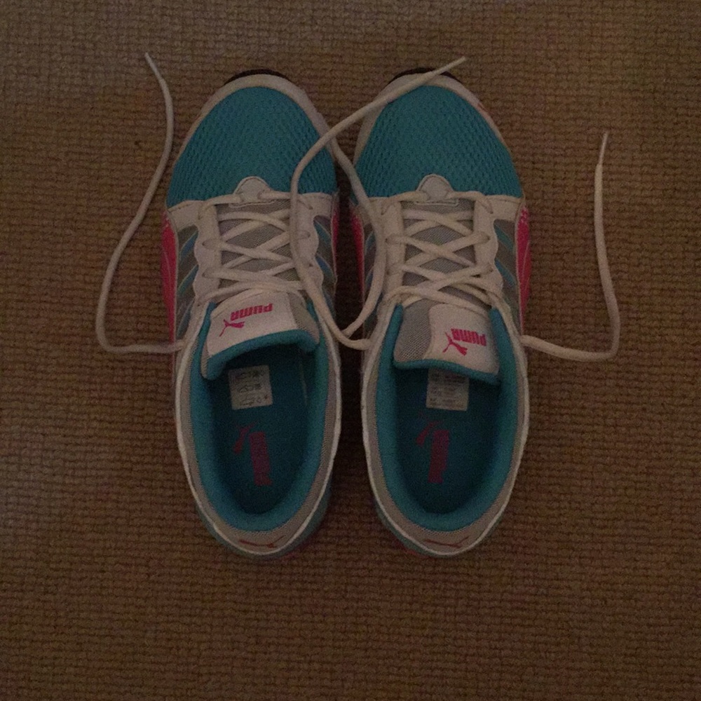 Puma sneakers